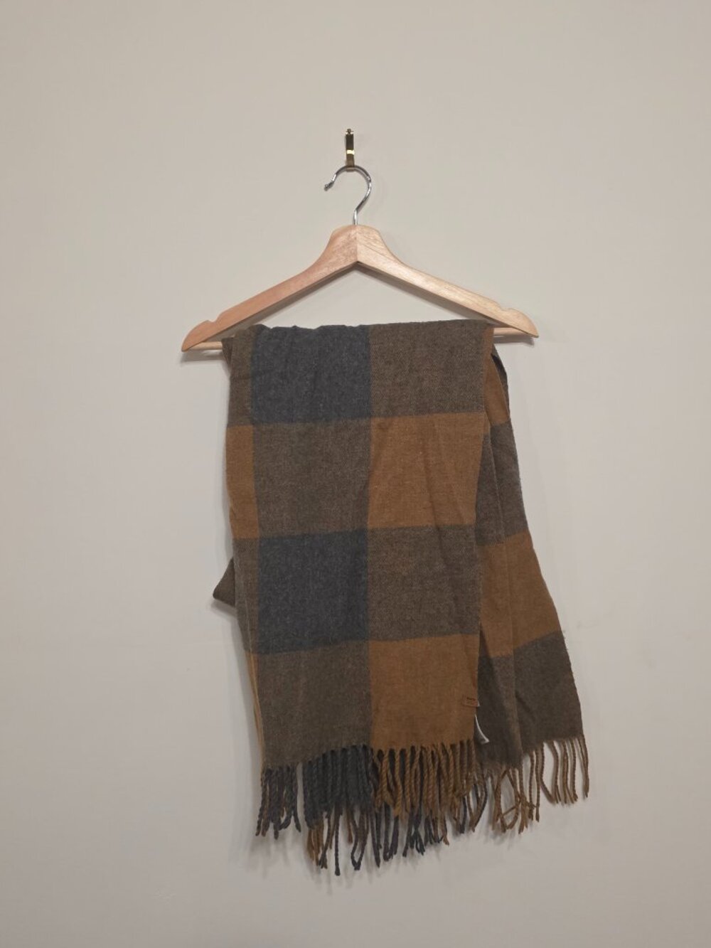 Roots Partially Wool Plaid Pattern Scarf